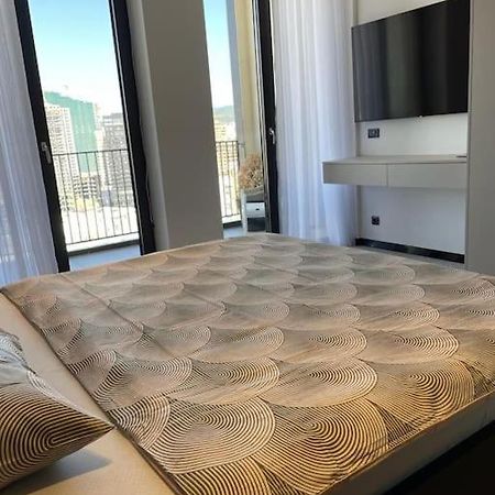 Апартаменты Luxury Penthouse Prishtina Приштина Экстерьер фото