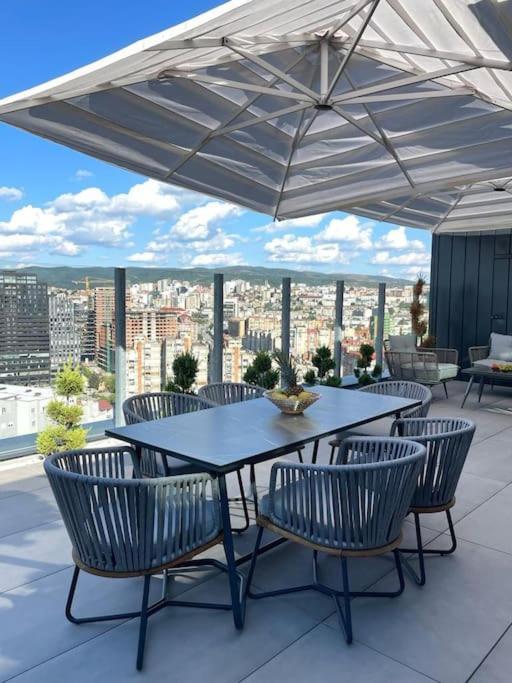 Апартаменты Luxury Penthouse Prishtina Приштина Экстерьер фото