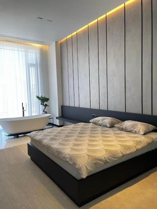 Апартаменты Luxury Penthouse Prishtina Приштина Экстерьер фото